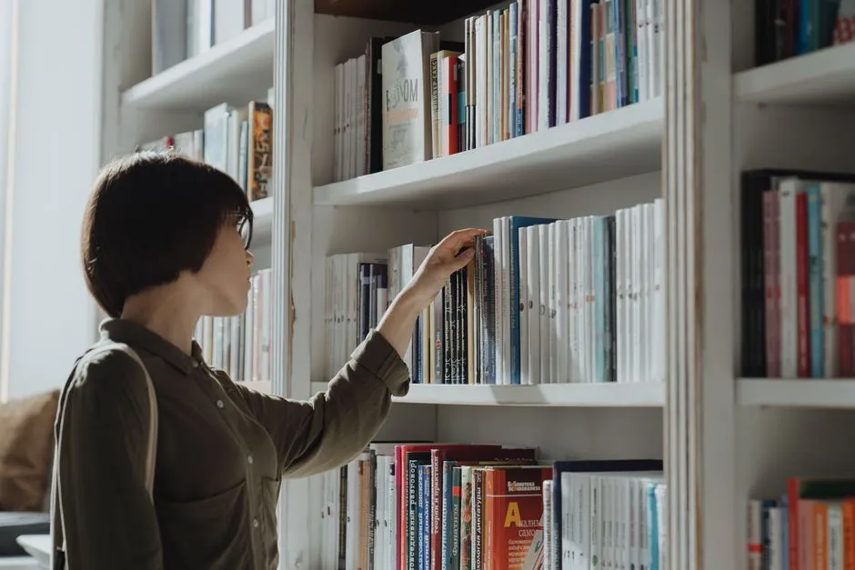 How to Choose Your Next Book Without Endless Scrolling